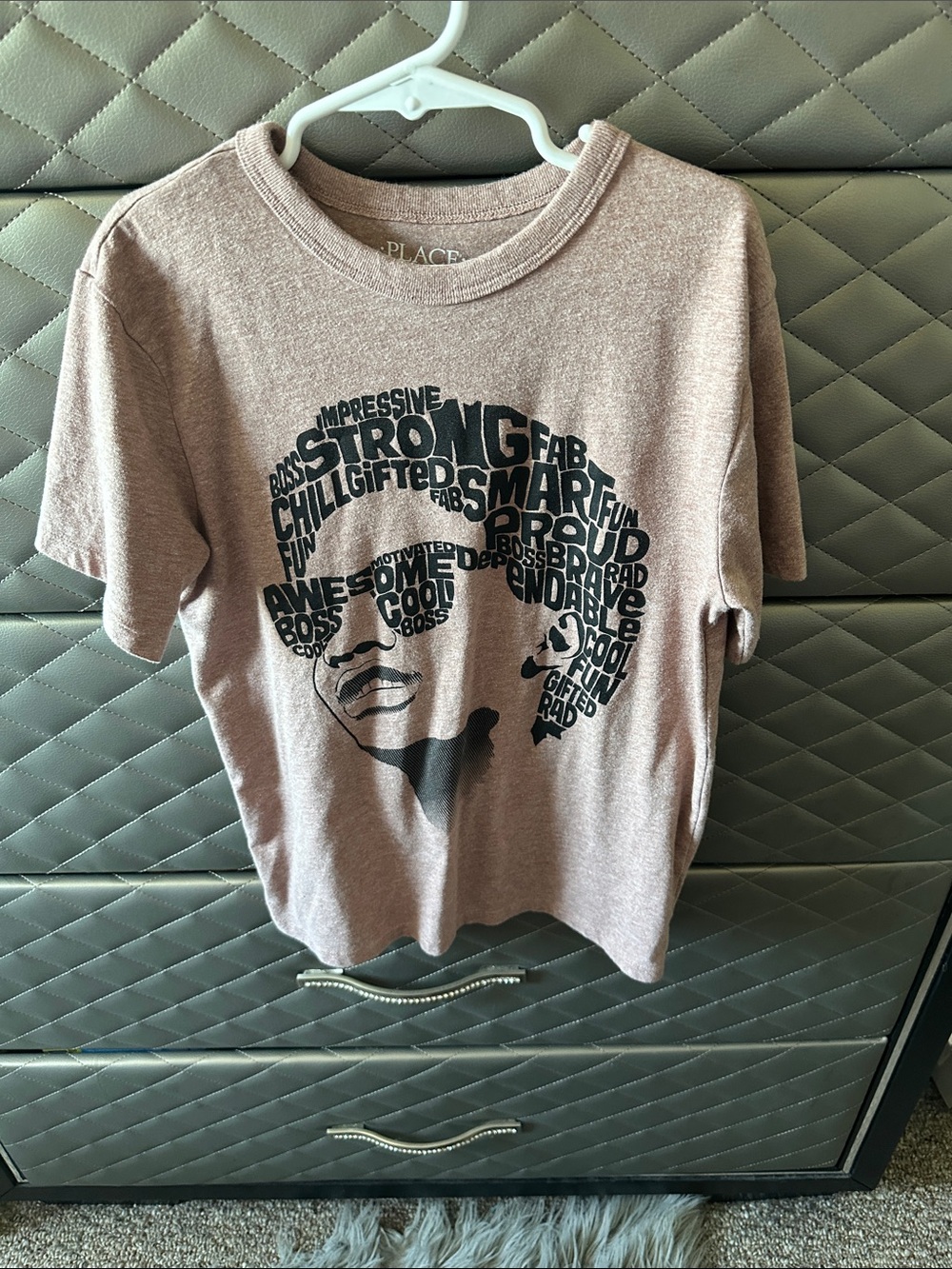Graphic Afro Silhouette Tee in Mauve with Black Print